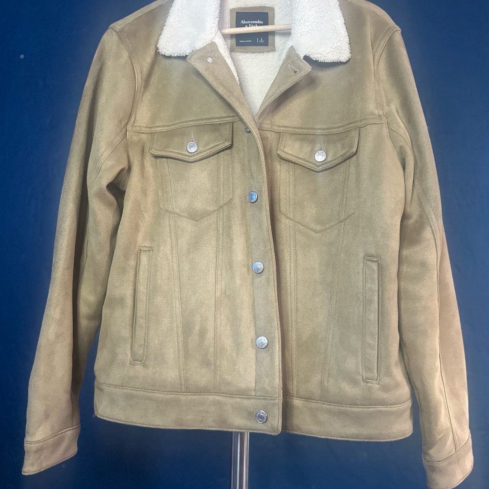 Abercrombie & Fitch Began Suede Tan Jean Jacket with White Collar